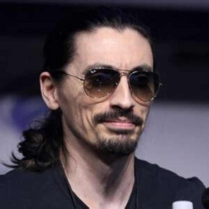 Aaron Schoenke Net Worth