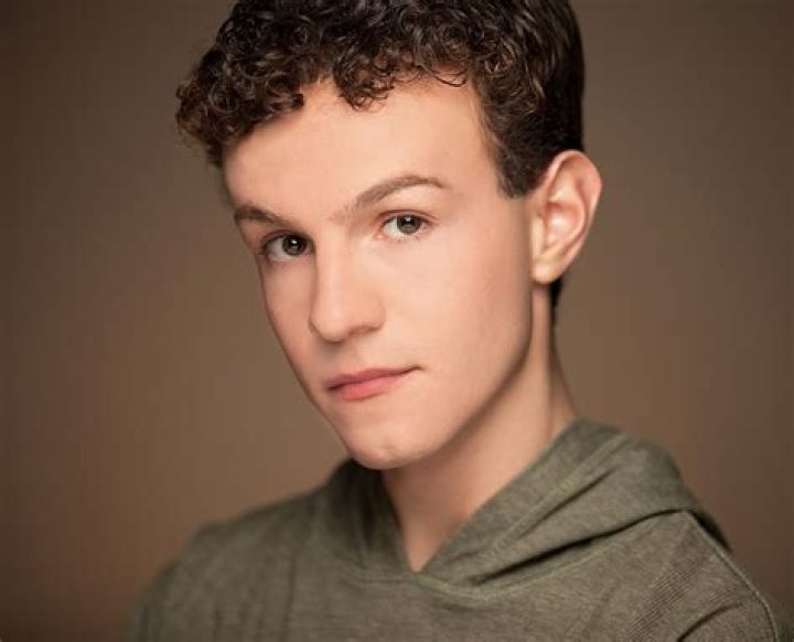 Alex Mentzel Net Worth