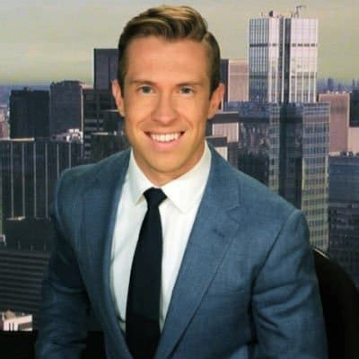 Chris Welch Net Worth