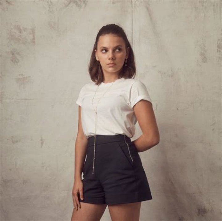 Dafne Keen Net Worth