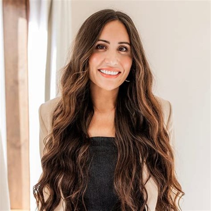 Elizabeth Berger Net Worth