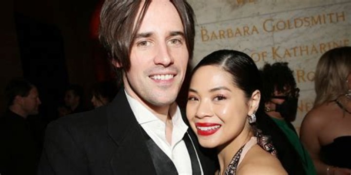 Eva Noblezada Ethnicity And Religion, Is Eva Noblezada A Christian Or Jewish? - SarkariResult