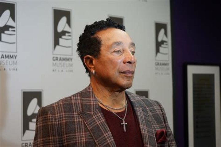 Frank M. Robinson Net Worth