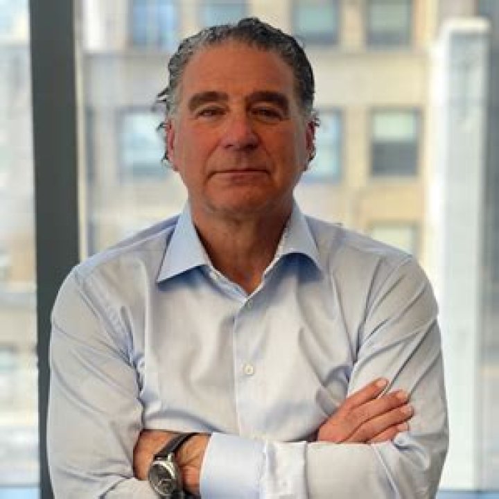 Irwin Simon Net Worth