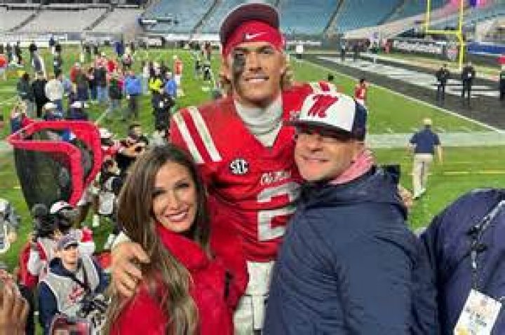 Jaxson Hayes Parents, Meet Father Jonathan Hayes and Mother Kristi Hayes - SarkariResult