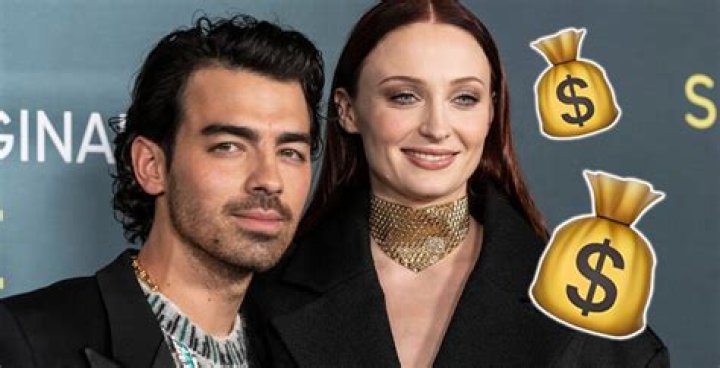 Joe Jonas Net Worth : Details About Singing, Income, Age, Home, Career - SarkariResult