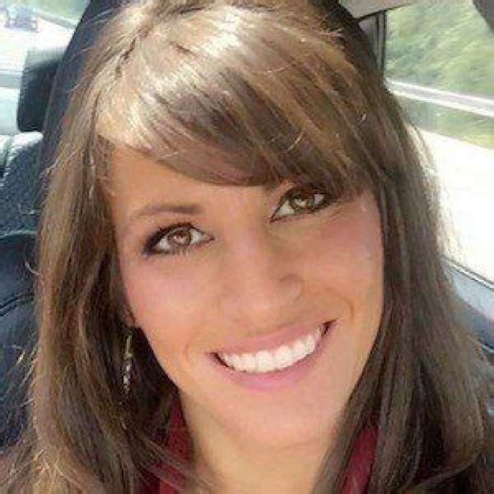 Kristen Graham Net Worth