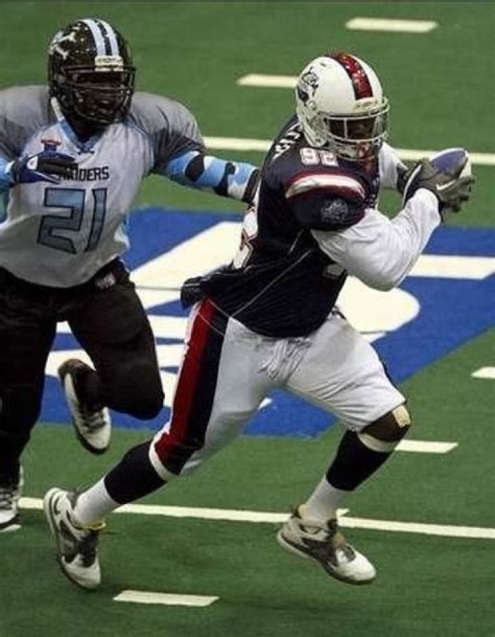 Larry Ford (American football)