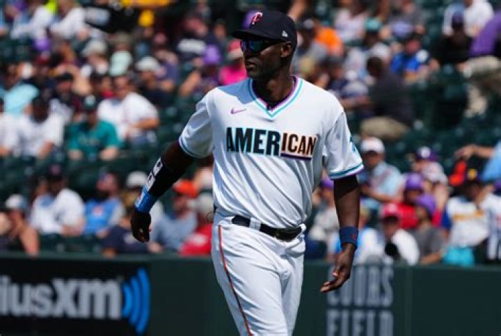 LaTroy Hawkins Net Worth, Income, Salary, Earnings, Biography