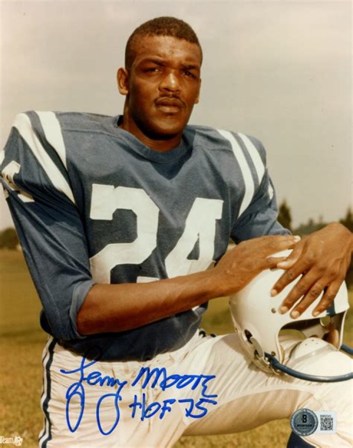 Lenny Moore