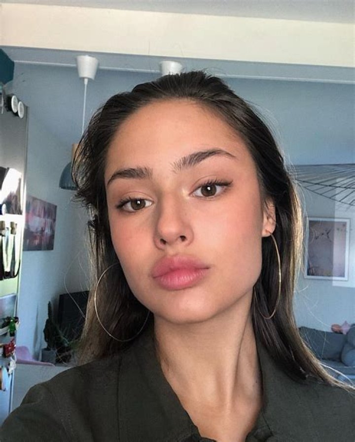 Lou-Ann Vecchia