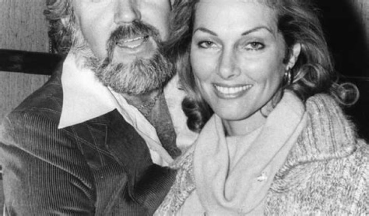 Marianne Gordon Net Worth
