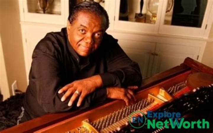 Paul Lamont Net Worth