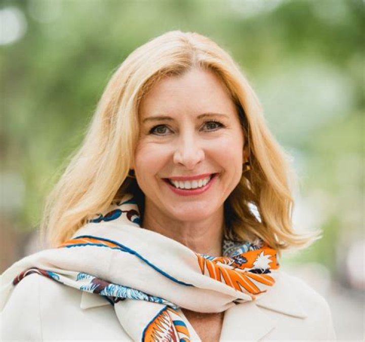 Rebecca Patterson Net Worth