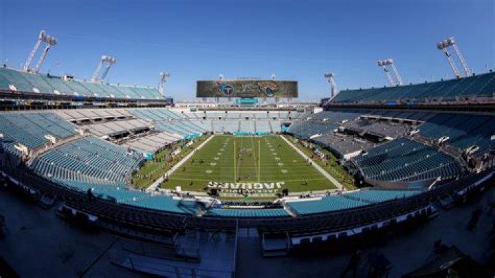 The weather forecast for the Jacksonville Jaguars vs. Tennessee Titans game at EverBank Stadium suggests the possibility of rain. - SarkariResult