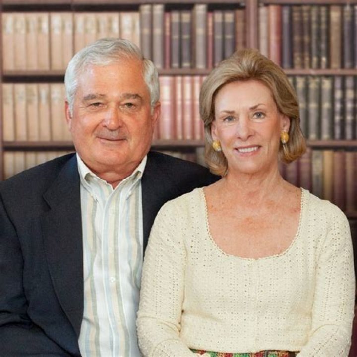 Thomas Robins Net Worth