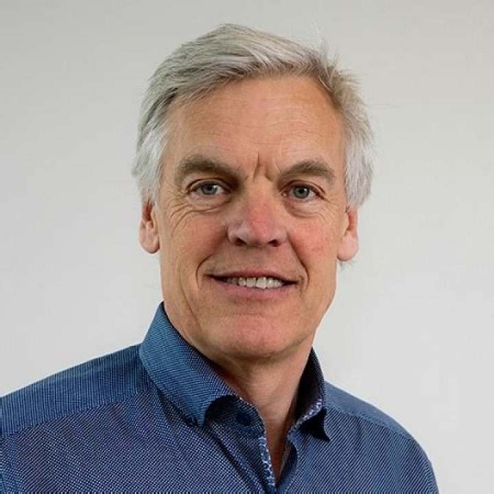 Tom Carver Net Worth
