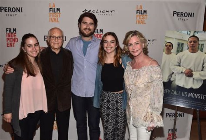 vNorman Lear Parents: Meet Herman Lear And Jeanette Seicol